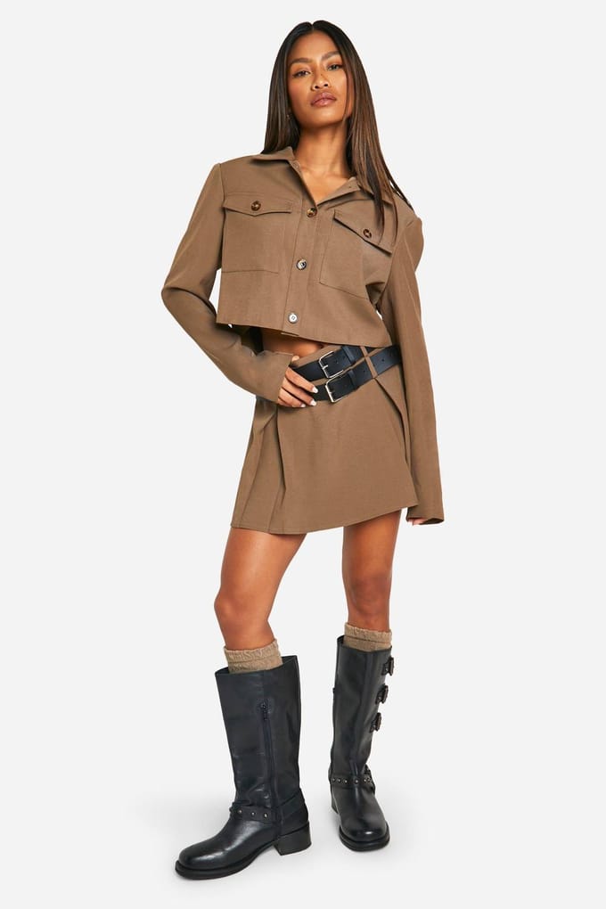 boohoo Dames Utility Mini-rok met riem en plooien | Kaki | Maat: 38
