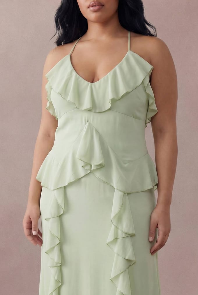 boohoo Dames Plus Halter Ruches Maxi Jurk | Verstandig | Maat: 44