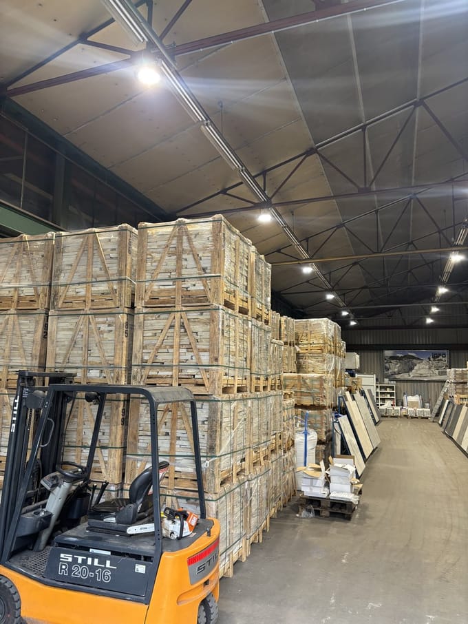 Flagstones - Brasil White - 25-40mm - verkoop per pallet - inhoud 22M2