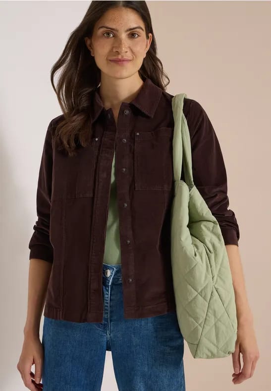 Overshirt van fijn corduroy met borstzakken