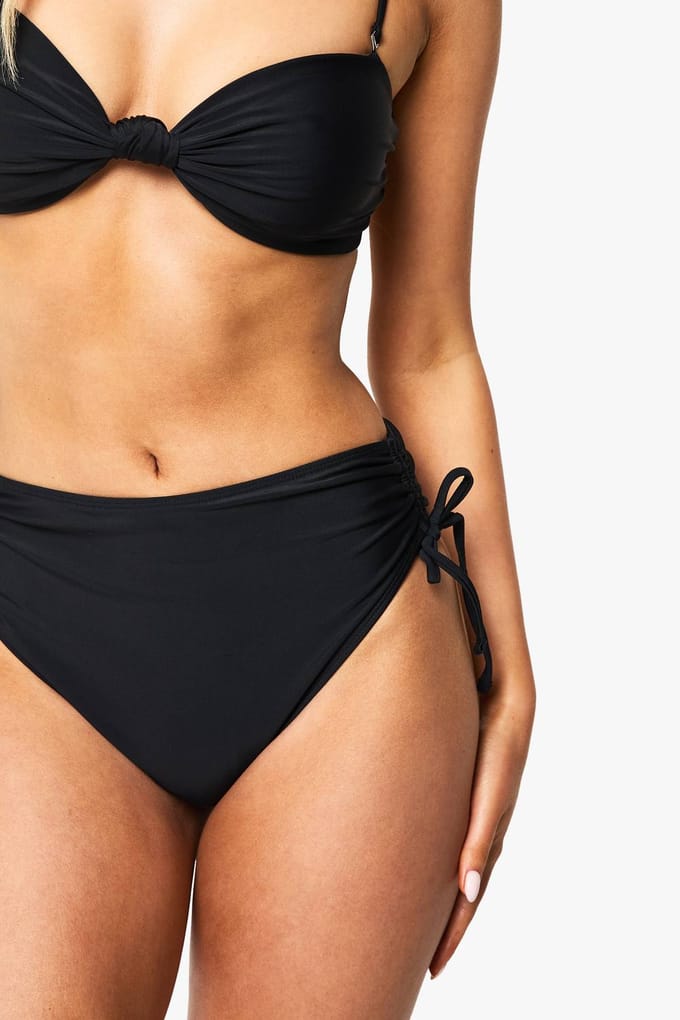 boohoo Dames Swimwear Essentials Hoge Taille Slip | Zwart | Maat: 34
