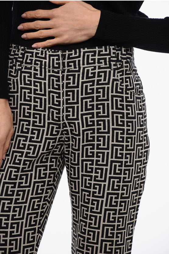Wollen laag uitlopende broek in zwart en wit