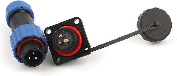 Male + chassis square base - 12/24V - waterdichte connector - 6 aderig - IP68