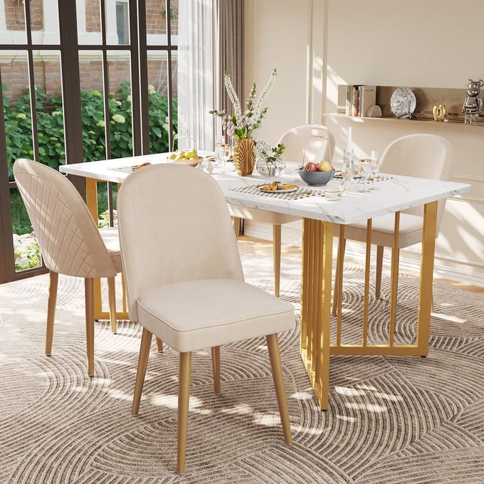 MODENUIT Eetkamerstoel - Set van 4 - Gebogen Rugleuning en Antislip Voetjes - Voor Eetkamer - Fluweel Beige