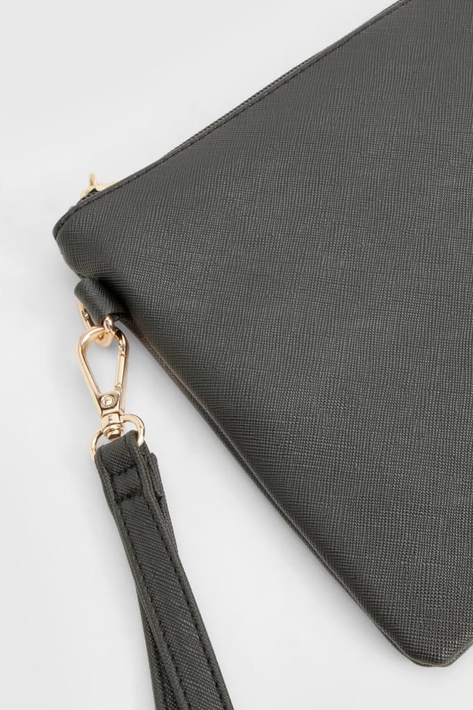 boohoo Dames Basic Zip Top Clutch Tas | Zwart