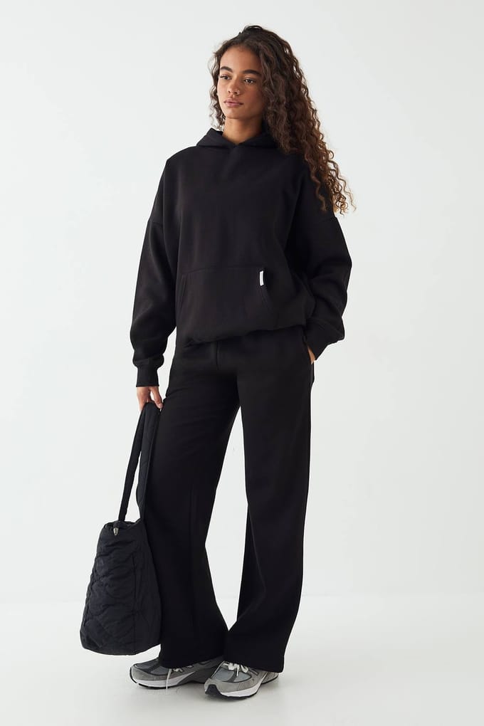 Dames DSGN Studio Oversized Over The Head Hoodie | Black | Maat: Medium