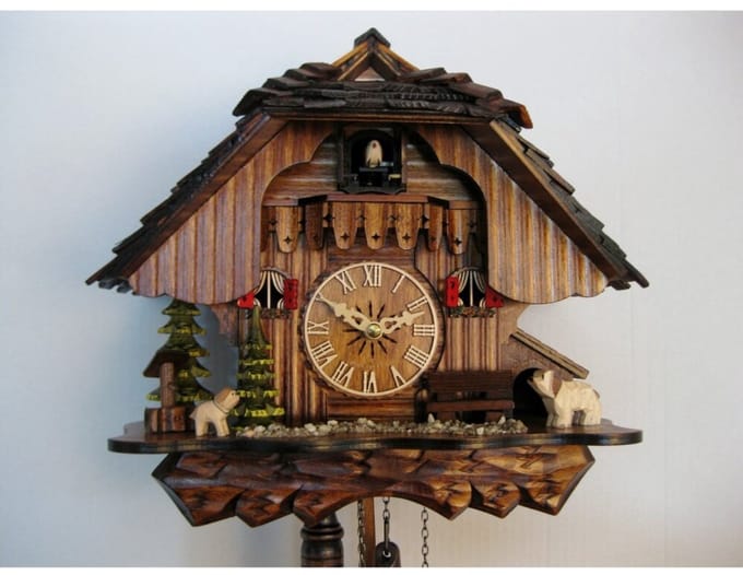 Engstler - 443_Q - Koekoeksklok - Kwarts - Notenhout - 28 cm