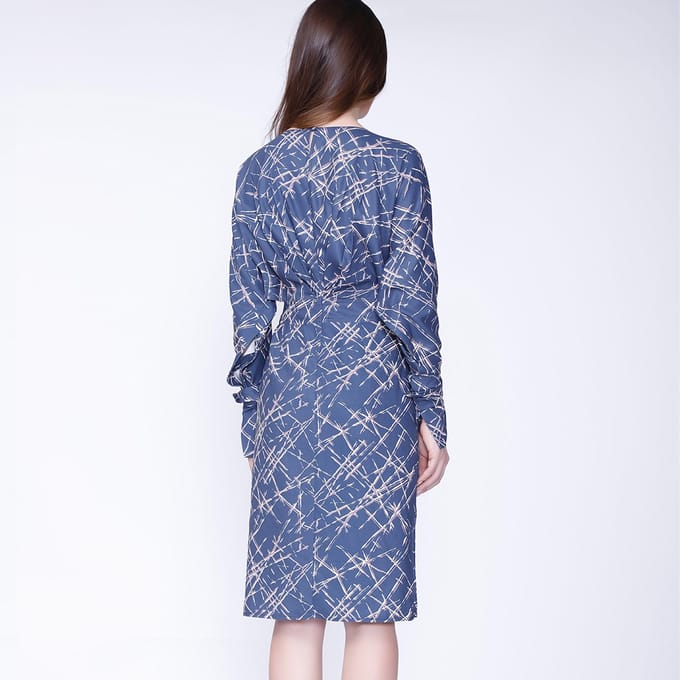 Geometrische print en v -neck jurk