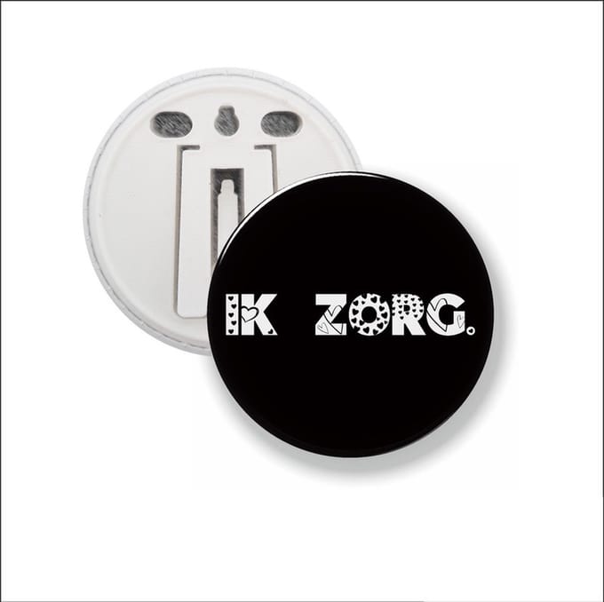 Button Met Clip 58 MM - Ik Zorg - Zwart