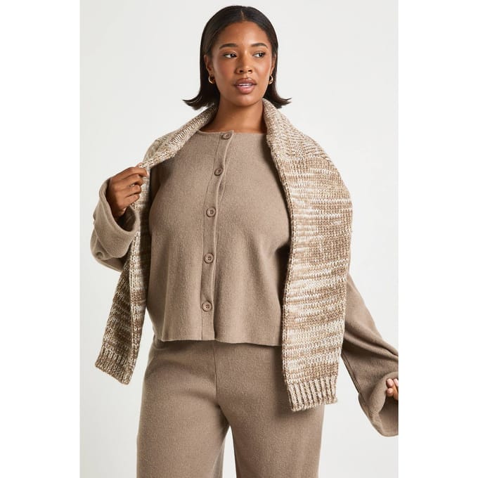boohoo Dames Plus Oversized Geborstelde Rib Cardigan | Paddestoel | Maat: 44