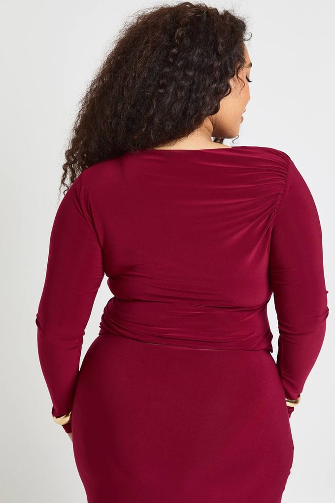 boohoo Dames Plus Gerimpelde Detail Lange Mouw Top | Bessen | Maat: 44