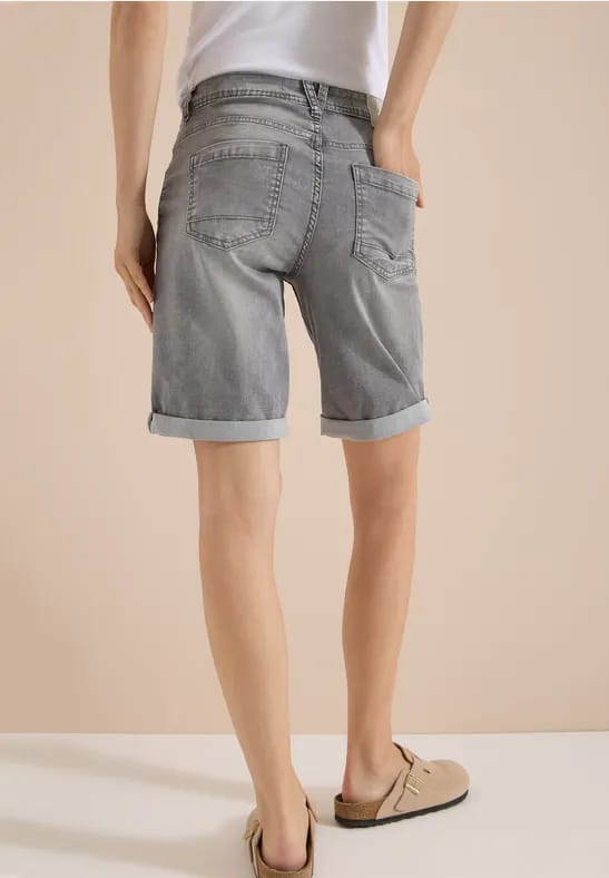 Slim Legs denim shorts in een casual fit
