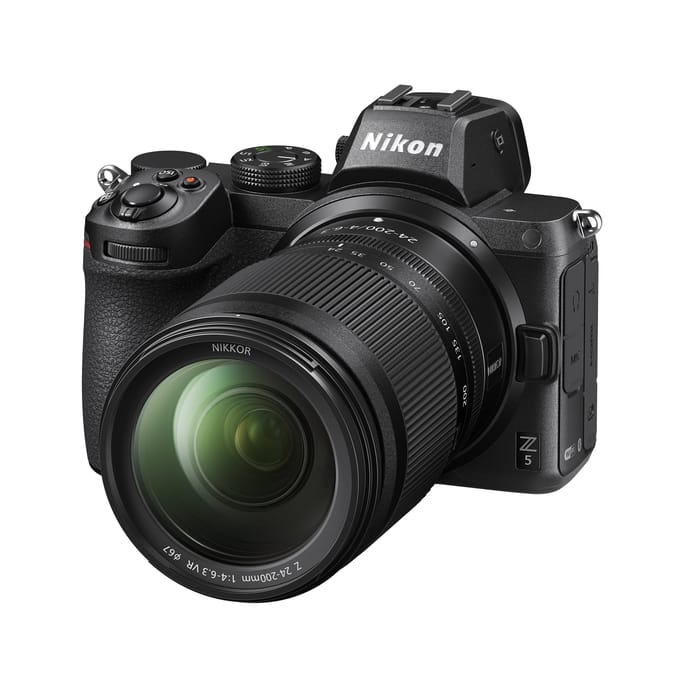Nikon Z 5 kit met NIKKOR Z 24-200mm