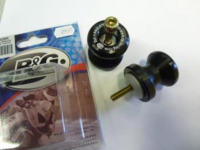 Pions de bras oscillant motorfiets R&G Racing Aprilia M6