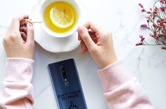 OnePlus 7 Pro Silicone-hoesje Finger Don't Touch My Phone