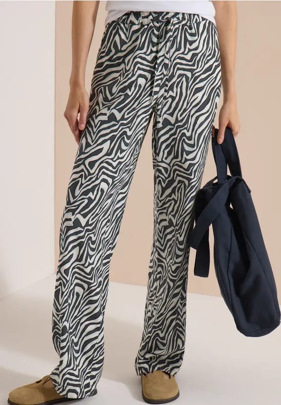Straight Leg broek met zebraprint