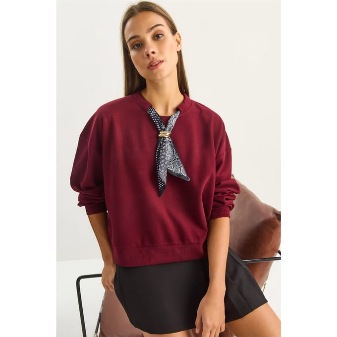 Ronde Hals Geribd Sweatshirt met Sjaal Accessoire Detail