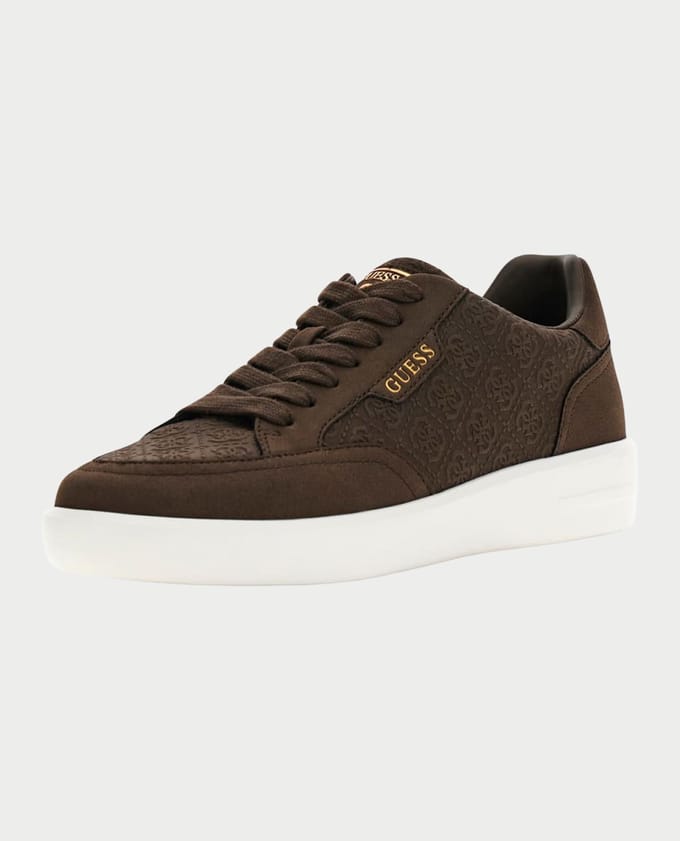 Lage Sneakers Guess FMTYUJSUE12