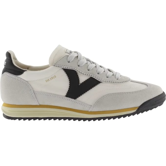 Trainers Victoria Saturno