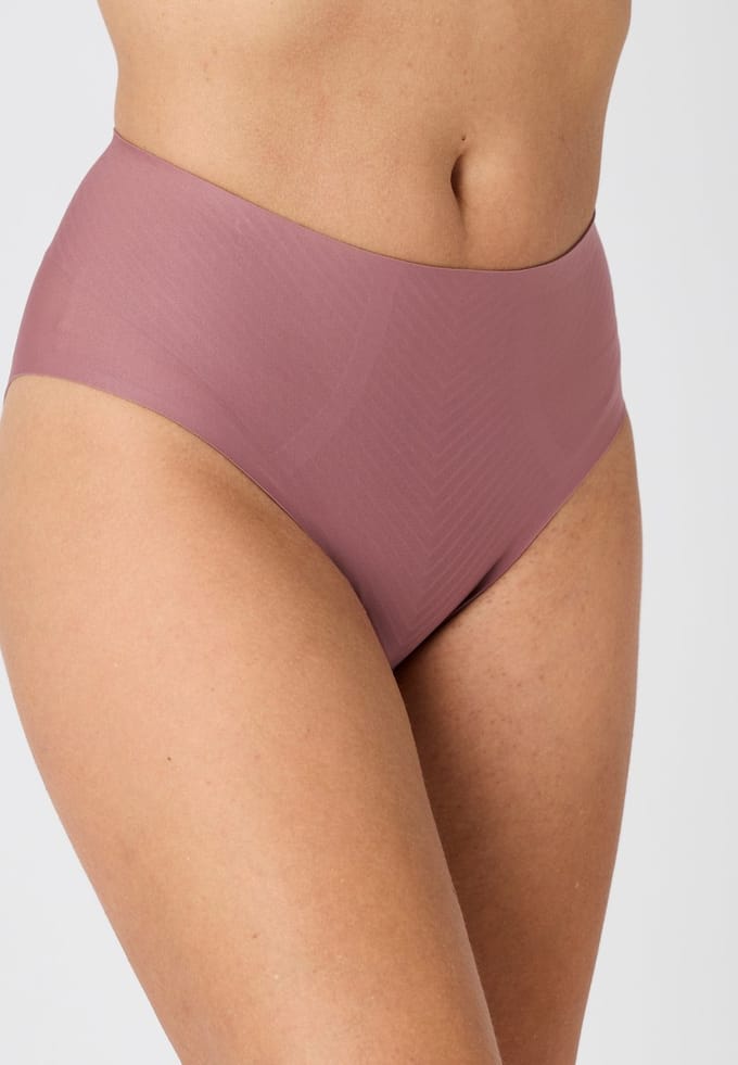Damart - Slip maxi corrigerend Perfect Fit by Damart - Roze - M