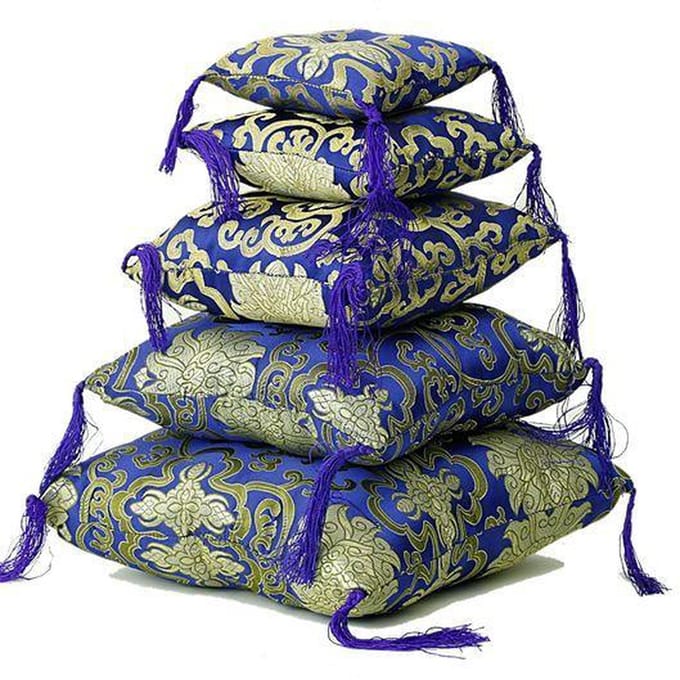 Klankschaalkussen Blauw met bloemmotief - 21x21x6 - M