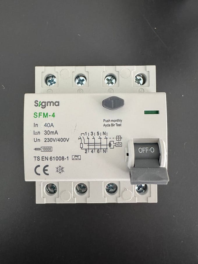 Sigma Aardlekschakelaar 4Polig 40A 30mA