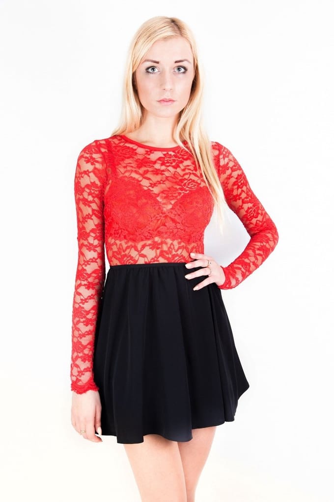 Zwart en rood minikant/chiffon