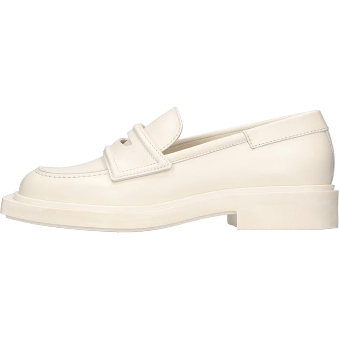 3JUIN Cremekleurige lage schoenen