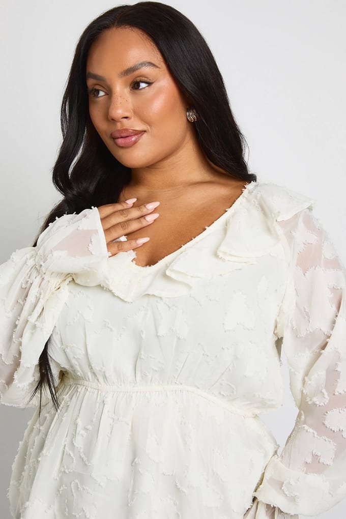 boohoo Dames Plus Volant Burnout Blouse | Ivoor | Maat: 44