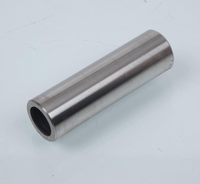 Axe de piston TNT pour moto Suzuki 125 DR 1982 à 2002 157FMI 150cc Ø14x47mm Neuf