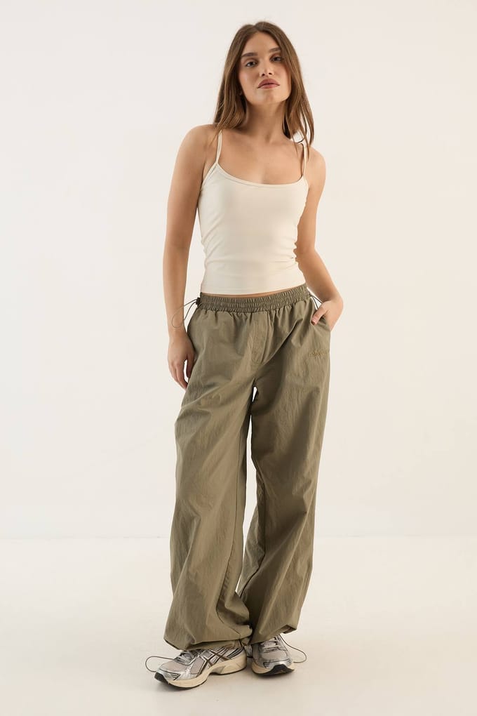 Dames Dsgn Studio Sculpt Gevormd Hemdje Met Interne Vulling En Bandjes | Creme | Maat: Large