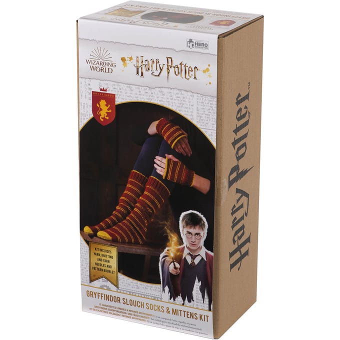 Eaglemoss Gryffindor Mittens & Slouch Socks Knit Kit