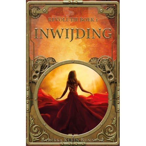 Inwijding - Revolutie - Larissa Klein Bennink