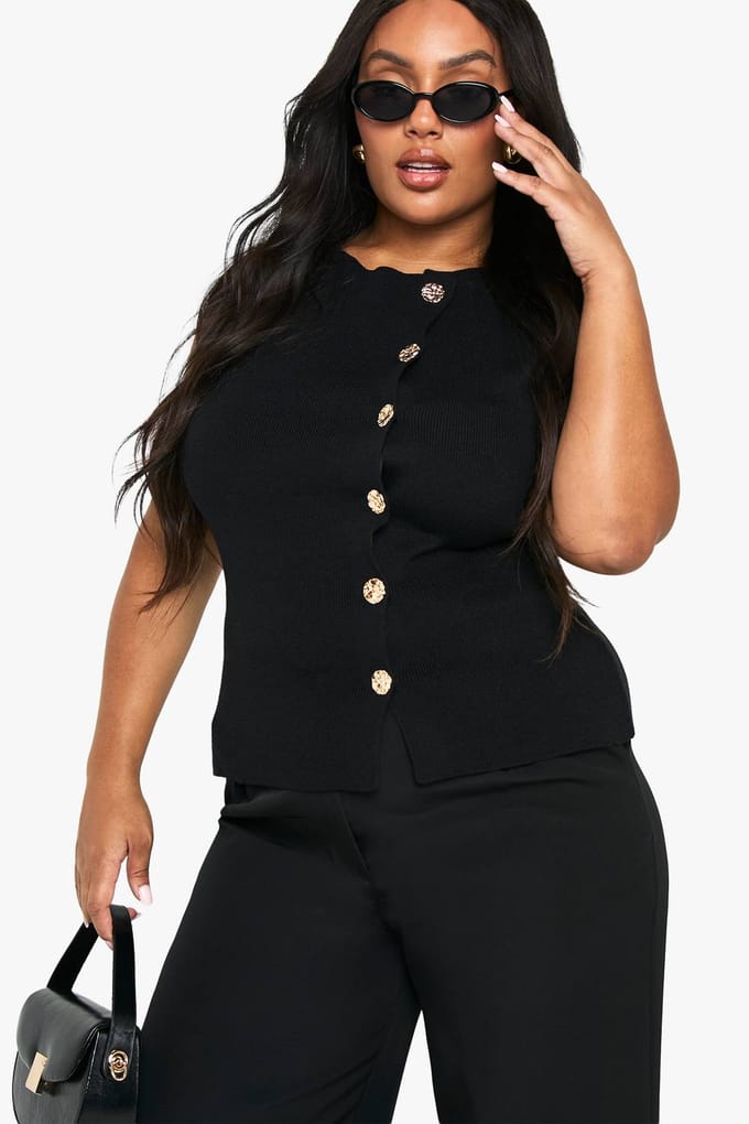 boohoo Dames Plus Asymmetrisch Goudknopenvest | Black | Maat: 24-26