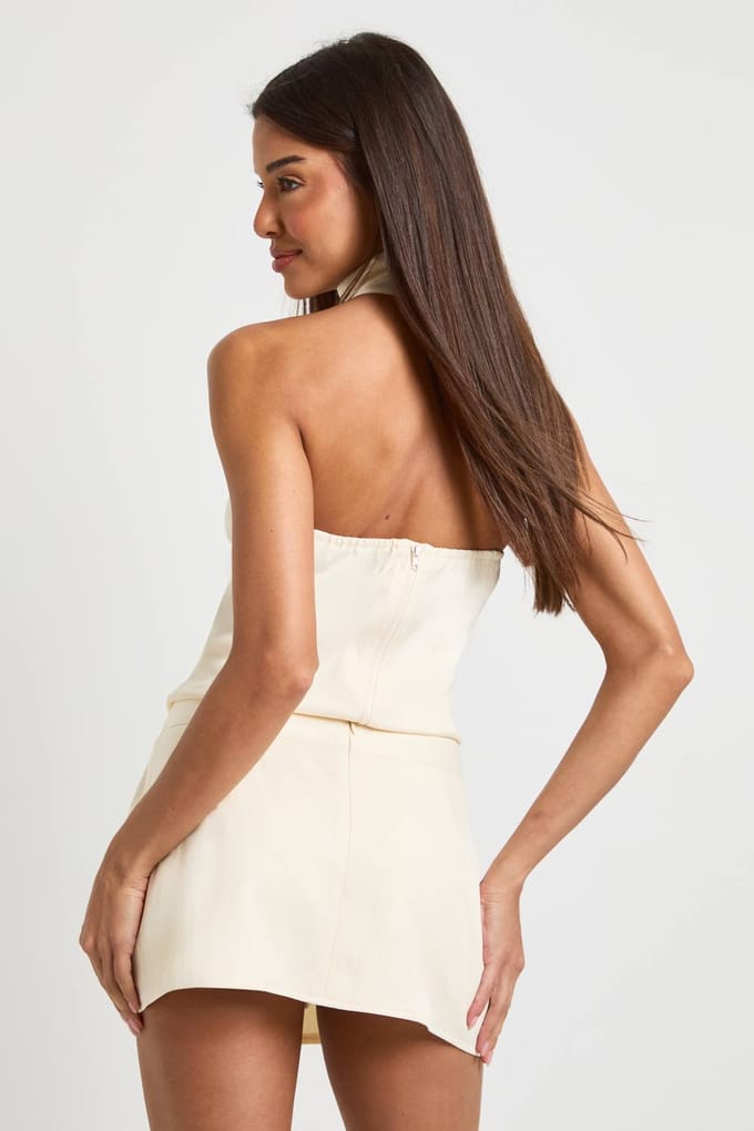 boohoo Dames Crêpe Wikkel Mini Rokbroek | Ecru | Maat: 42