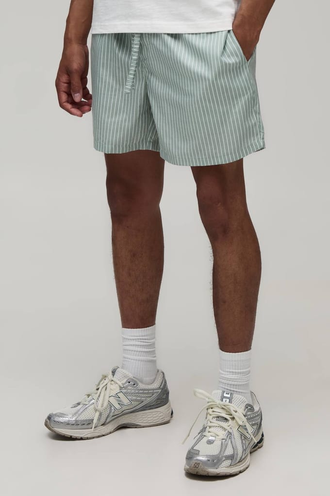 Relaxed Short Length Stripe Short | Green | Size Large
