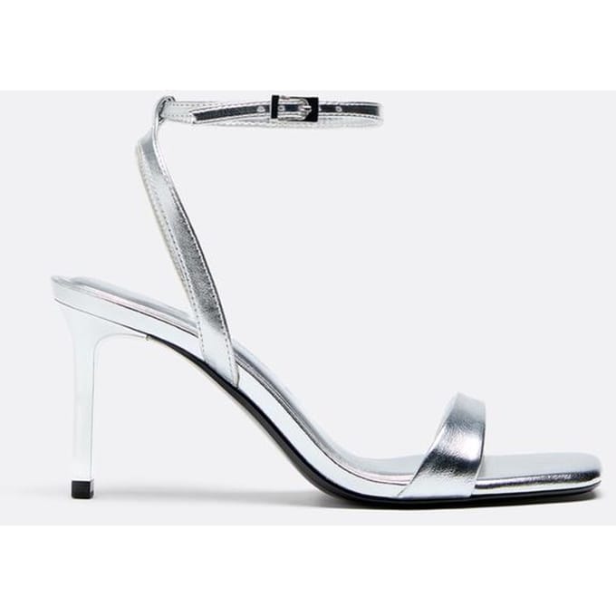 Stradivarius Sandalen met metallic hak  ZILVER 36