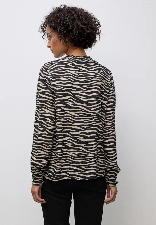 Bedrukte blouse met smokdetails