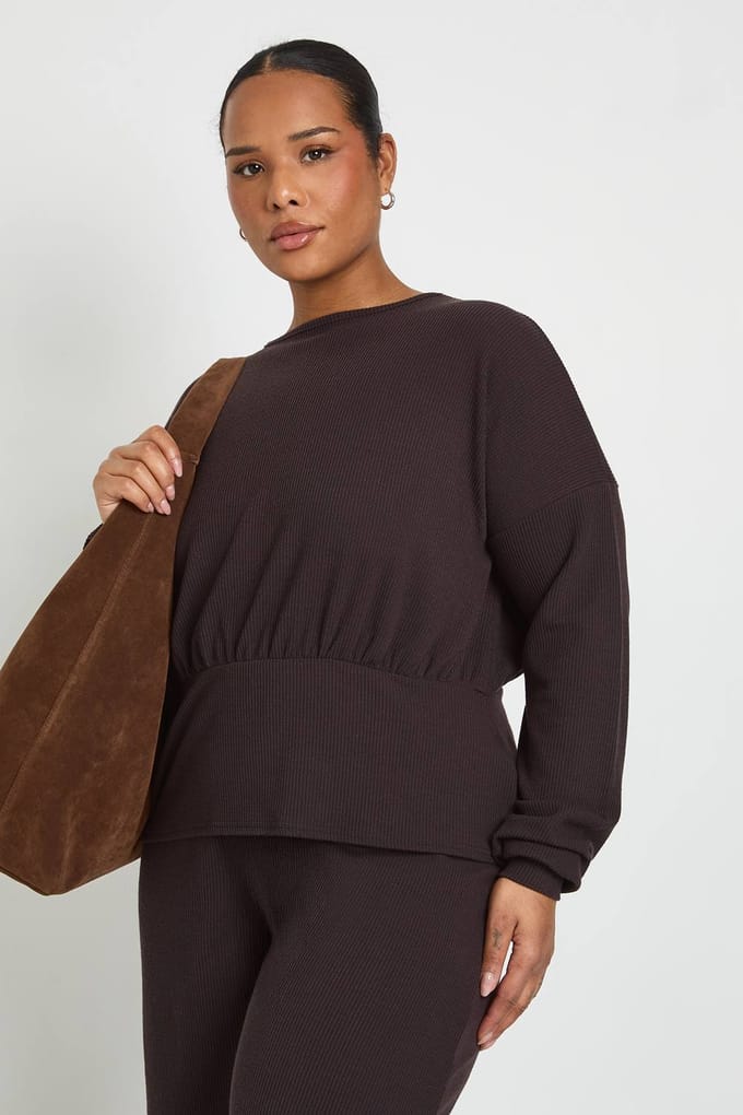 boohoo Dames Plus Getailleerde Lange Mouw Top en Broek Co Ord | Chocoladebruin | Maat: 46