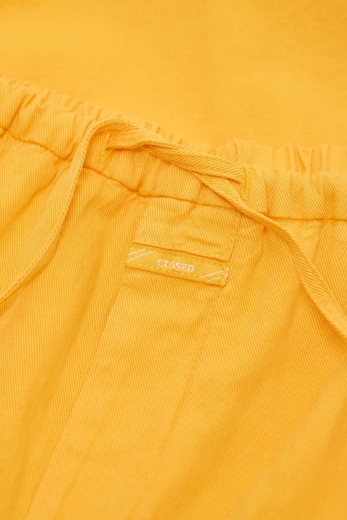 Closed Romilla Mango Yellow Maat: M/L32 | Wijde Broeken Outlet | Dames | Geel