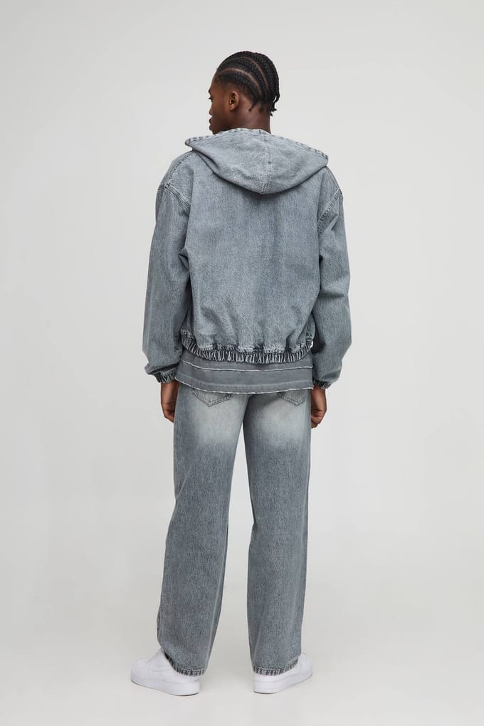 Relaxed Fit Gewassen Knee Dart Jeans | Grey | Size 34R