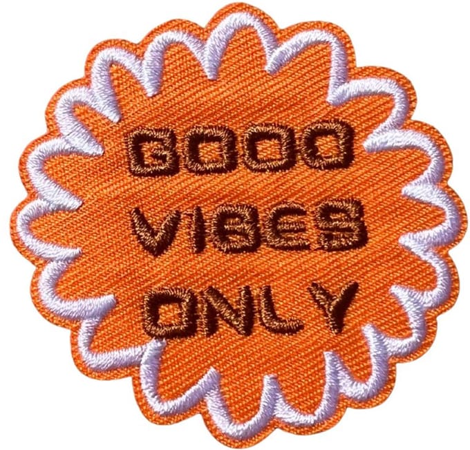 Good vibes positief strijkapplicatie strijk embleem - patch - patches - stof & strijk applicatie - carnaval
