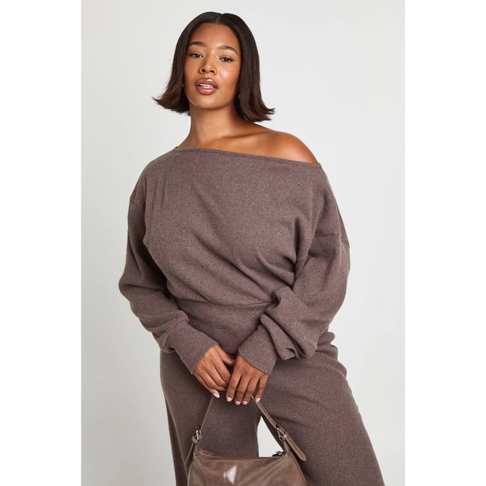 boohoo Dames Plus slordige schouderloze top | Bruin | Maat: 46