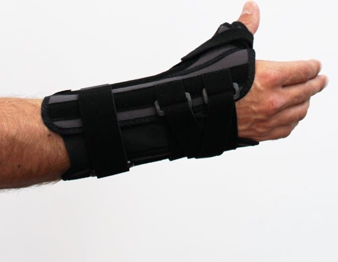 Thuasne Ligaflex Manu Duimbrace / Polsspalk - 0 - Links - Zwart