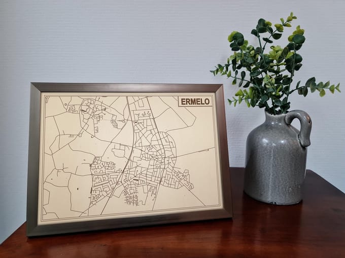 Decoratief Beeld - Houten Van Ermelo - Hout - Bekroned - Bruin - 21 X 30 Cm