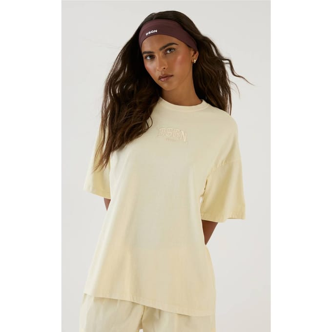 Dames Dsgn Studio Geborduurd Overgeverfd Oversized T-shirt | Citroen | Maat: Medium