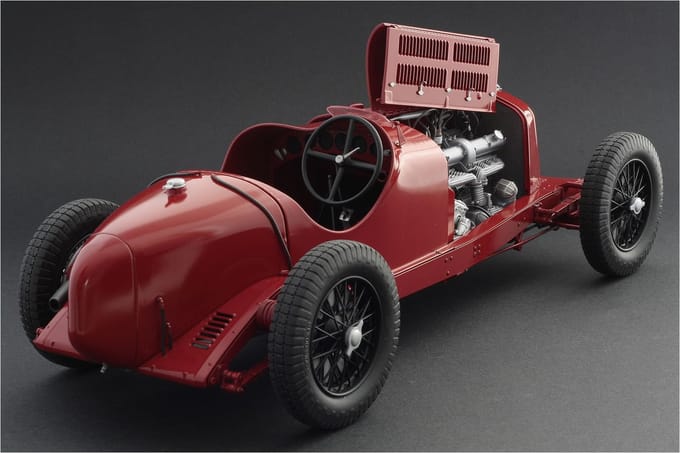 Italeri Modelbouwpakket Militaire voertuigen - 4706 Alfa Romeo 8C 2300 Monza Plastic - 1:12 - Modelbouw