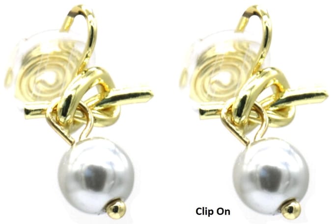 Oorbellen met Parel - Oorclips - 2 cm - Goudkleurig