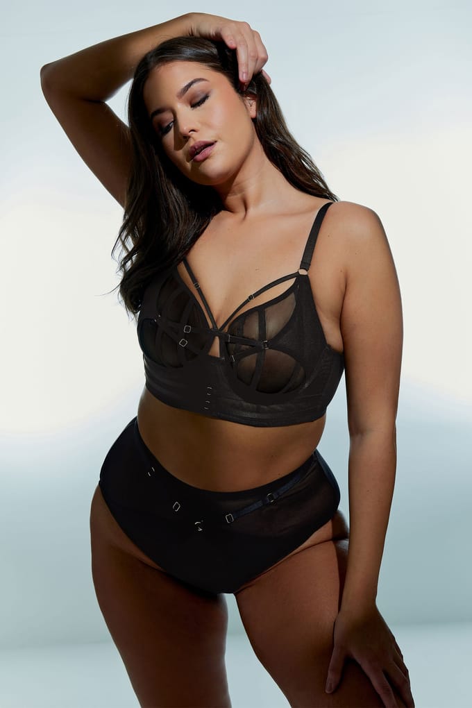 Playful Promises Balconettebh Van Mesh Met Meerdere Bandjes In Zwart Size 90E