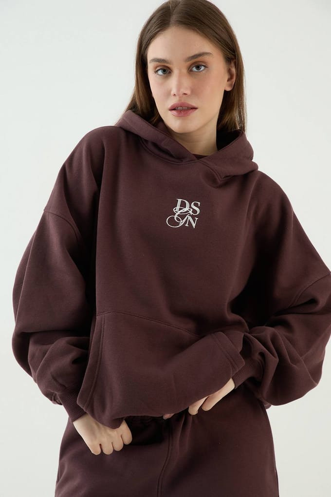 Dames Dsgn Studio Oversized Hoodie | Chocoladebruin | Maat: Medium
